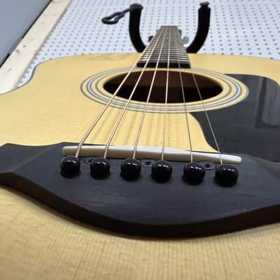 Taylor 114E 2007 - Present - Natural w/Case image 3