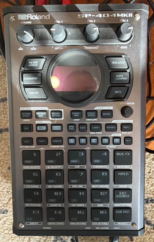 Roland SP-404MkII/ Moog Labyrinth/keystone pro image 1