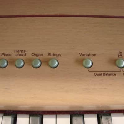Roland F-90 88-Key Progessive Hammer-Action Digital Piano Bild 4