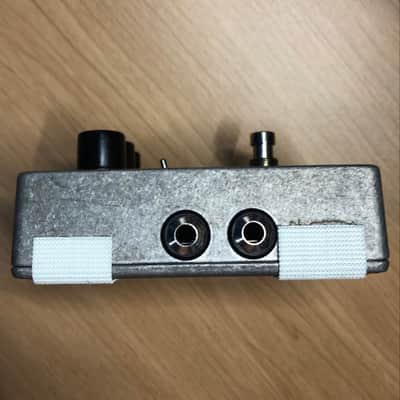 Electro-Harmonix Stereo Pulsar Analog Tremolo 2007 - Present - Blue image 2