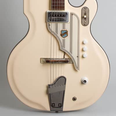 National Val-Pro 84 Solid Body Electric Guitar (1962), ser. #T-73971, black tolex hard shell case. image 3