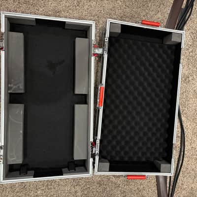 Gator G-TOUR-PEDALBOARD-LGW Large ATA Pedalboard 24x11" with Wheels 2010s - Black image 1