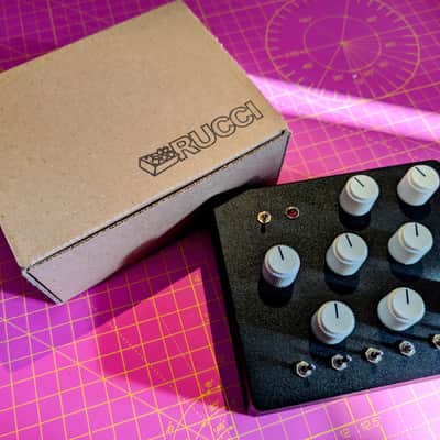 Rucci Electronics Maximal Drone Six Oscillator Synth [USED] Bild 2
