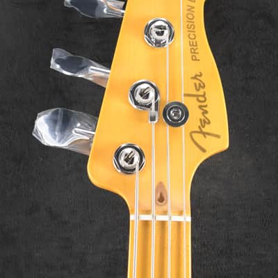 Fender American Ultra II Precision Bass Maple Fingerboard Ultraburst image 3