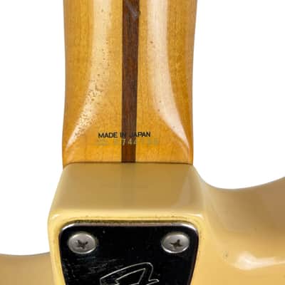 Fender Japan 72 Reissue Stratocaster CST-50M 1984-1987 - Vintage White image 6