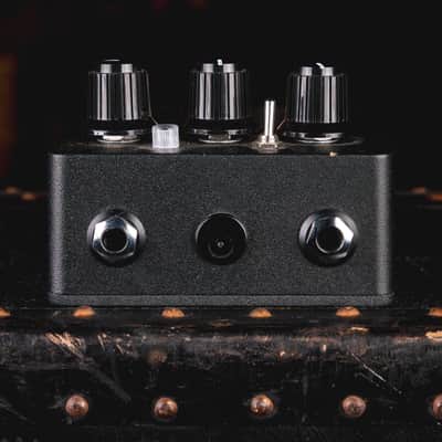 Hlud Sonic Manipulation Black Shuck Fuzz Effect Pedal w/Box - Used image 5