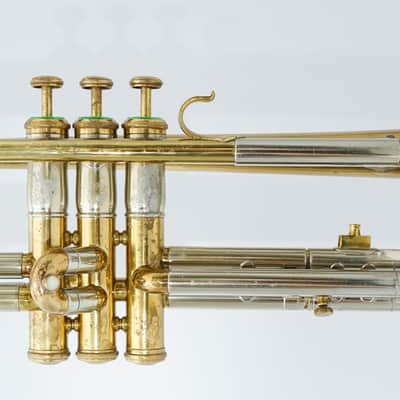 Olds "The Olds" Bb Trumpet 1944 - Lacquer image 6