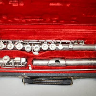 King Cleveland Flute, USA, with case, Good Condition image 12