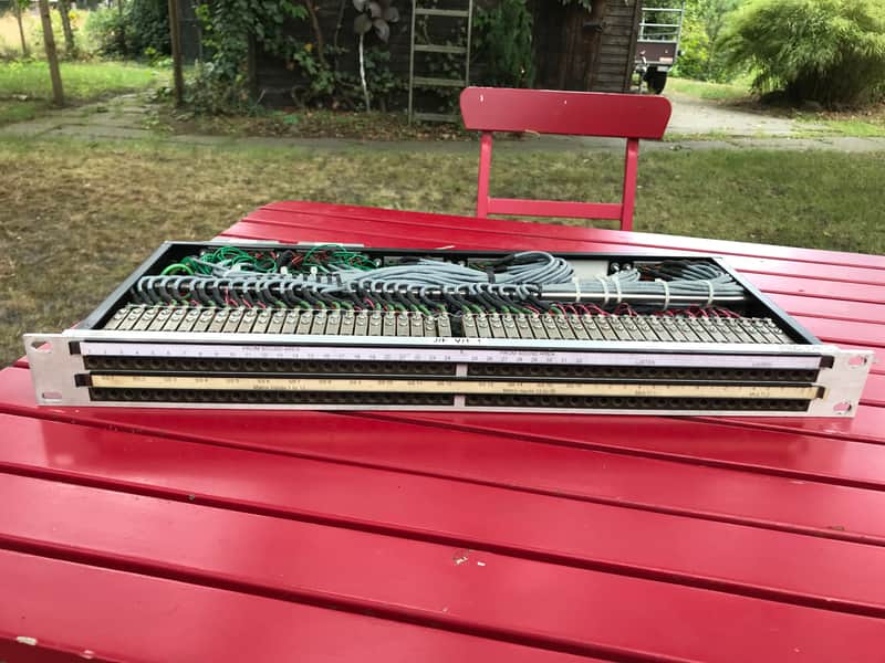Mosses & Mitchell 1u 96 way bantam patchbay with EDAC multipin connectors ex BBC image 1