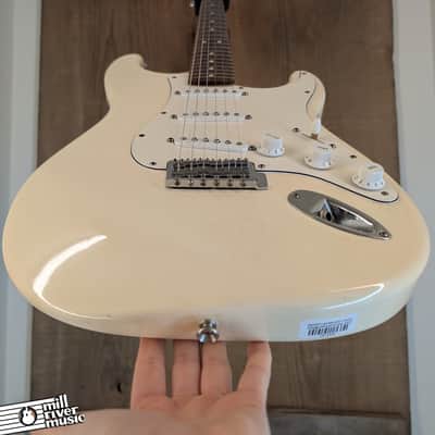 Fender MIM Standard Stratocaster 1999 - Used image 4