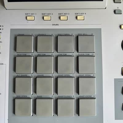 Akai MPC3000 MPC-3000 Sampler Drum Machine image 8