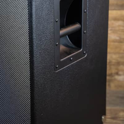 Genzler Amplification Nu Classic 115T Bass Cabinet w/ Cover image 4
