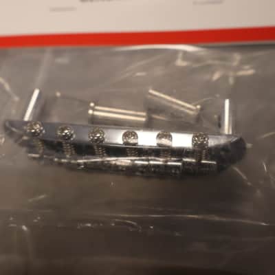 Fender Mustang Fully-Adjustable Guitar Bridge, Chrome image 2