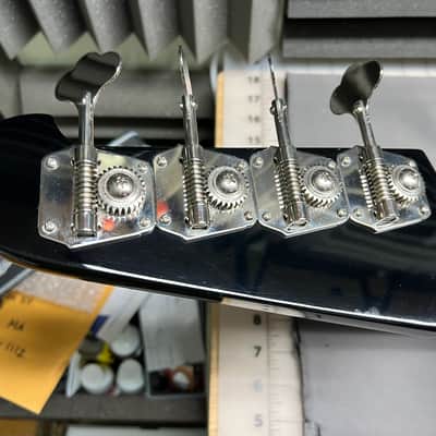Epiphone Elitist Thunderbird Bass MIJ Vintage Burst image 14
