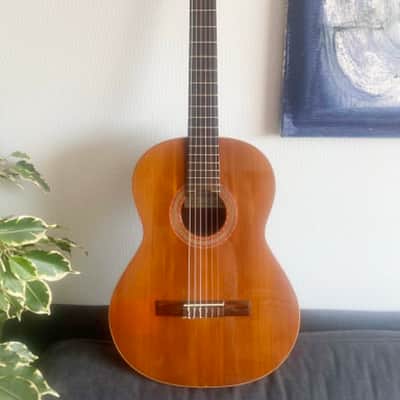 Cuenca Mod 10 spanish classical massive cedar top + gigbag 2000 image 4