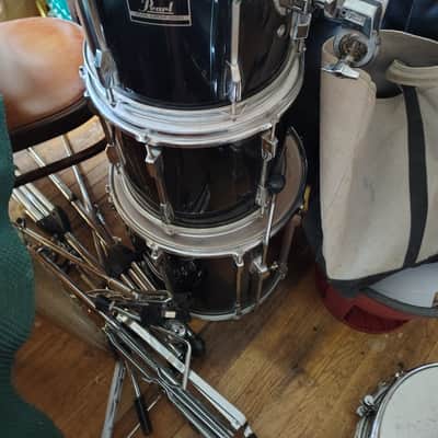 Pearl Export Series 1980s drumkit w/ hardware & two cymbal & Hi hat stands. No cymbals included image 4