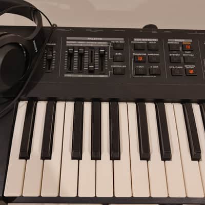 Roland XP-30 61-Key 64-Voice Expandable Synthesizer 1999 - 2004 - Black image 17