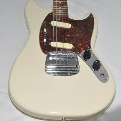 Fender Japan Mustang MG-66 electric guitar Electric Guitar Ref. No.6277 image 3