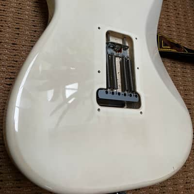 Fender Jimmie Vaughan Tex-Mex Signature Stratocaster 1996 - Present - Olympic White image 7