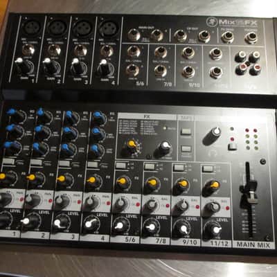 Mackie Mix12FX 12-Channel Compact Mixer with Effects 2015 - Present - Black image 8