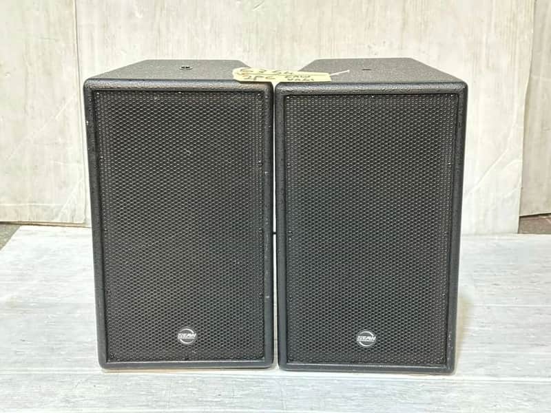 EAW VR61 Full Range 2-Way Loudspeaker W/ 6" Woofer and Horn image 1