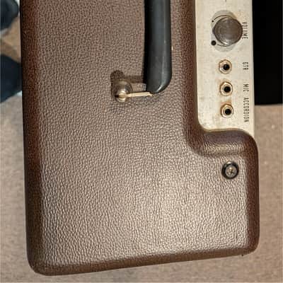 Fender Excelsior Pawn Shop Series 13-Watt 1x15" Guitar Combo 2012 - 2013 - Brown image 7