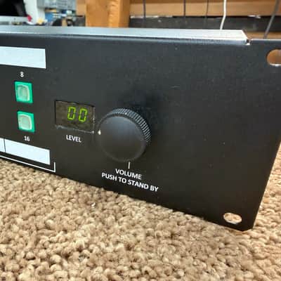 2JW Design Active Monitor Switcher Box 19"  16 Channel image 3