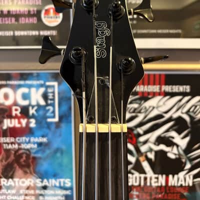 Stagg BC300FL Fretless Fusion 2020s - Black image 3