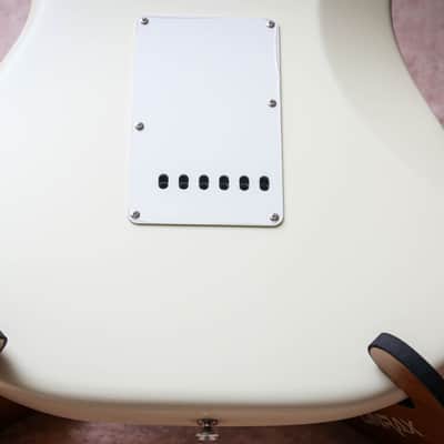 FENDER USA American Vintage II '61 Stratocaster "Olympic White + Rosewood" (2024) image 17
