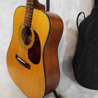 や2 CORT AD-850HBS ギター The Cort KX508 Multiscale II in Mariana Blue Burst is engineered