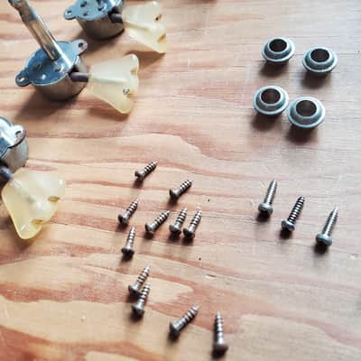 Hofner Electric Guitar Tuners 176, 173, 172 Early 1960s image 7