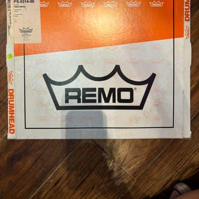 Remo Set of Three 14" Drum Heads image 7