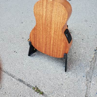 Teton TC003E Mahogany Concert Ukulele  w/Electronics Natural image 9