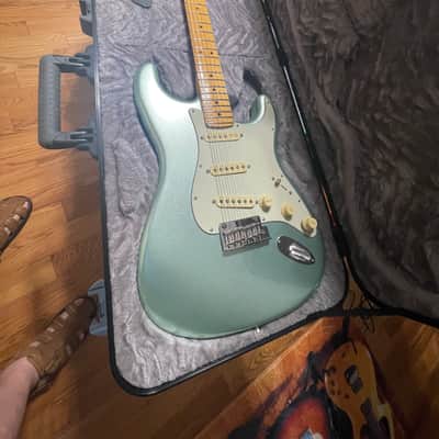 Fender American Professional II Stratocaster with Maple Fretboard 2020 - Present Mystic Surf Green image 9