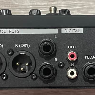 TC Helicon VoiceLive 2 - Blue image 6