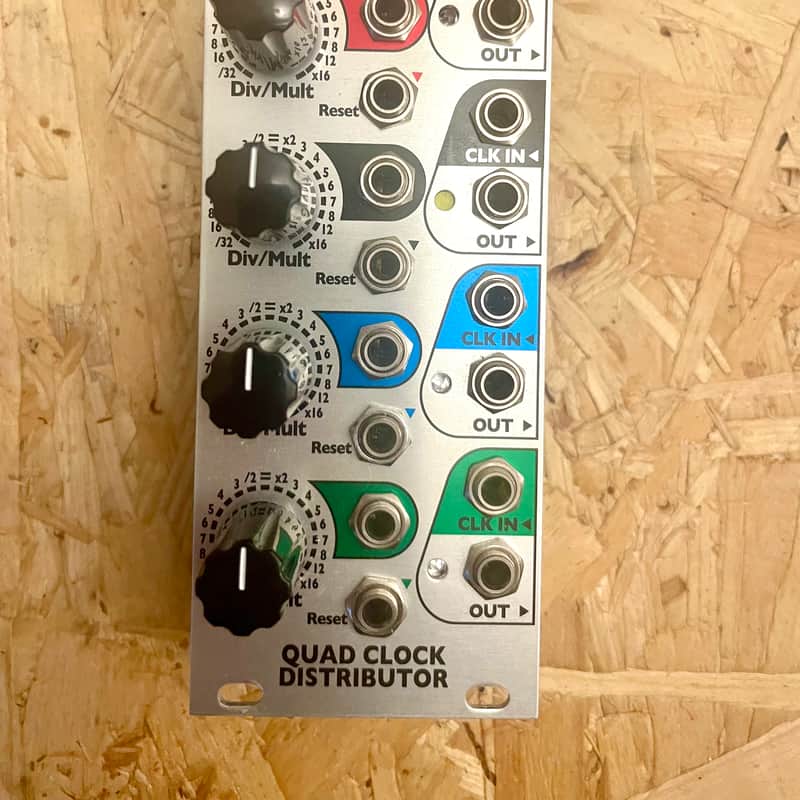 2010s 4MS Quad Clock Distributor Silver