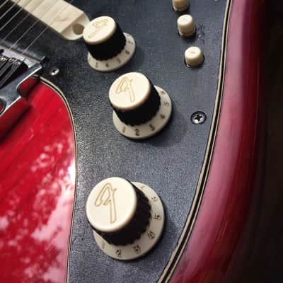 Fender Elite Stratocaster 1983 Transparent Red Burst image 2