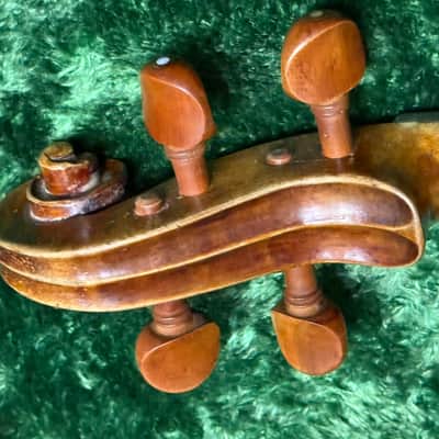 Ernst Heinrich Roth Violin 4/4 1938? - Varnish image 4