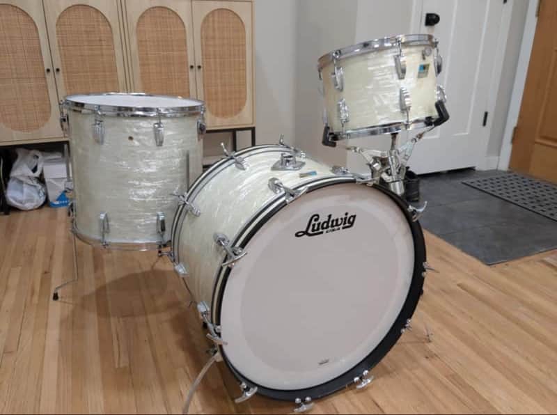 Ludwig Classic Maple Fab Outfit 9x13 / 16x16 / 14x22" Drum Set image 1