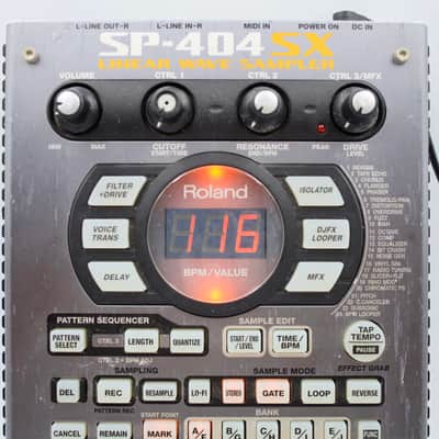 Immagine Roland SP-404SX Linear Wave Sampler With Power Supply 1GB SD Card C0I9506 - 2