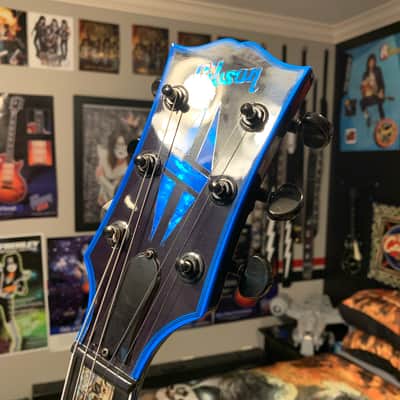 STINGER 🐈🕷️! 2015 Gibson Custom Shop Les Paul Custom Quilt Top M2M Made To Measure Blue Widow Burst Trans Aqua Black Fretboard Bare Knuckel Juggernaut Blackout Special Order Figured F Q 5A 7A Abalone Inlay Blueberry Cobalt image 12