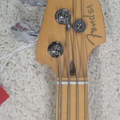 Mint Fender American Ultra II Precision Bass®, Maple Fingerboard, Ultraburst +HS Case image 5