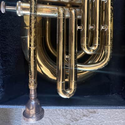 Blessing Artist Marching baritone with case and mouthpiece image 2
