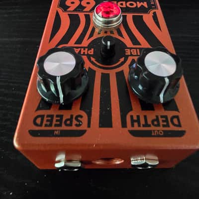 Templo Devices Model 66 Phaser/Vibrato - great phasing and vibrato-ing sounds! image 11