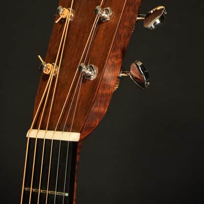 Martin Custom Shop OOO-28 Madagascar Rosewood / Adirondack 2022 - Natural image 4