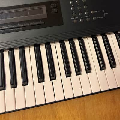 Korg M1 61-Key Synth Music Workstation 1990s - Black image 2