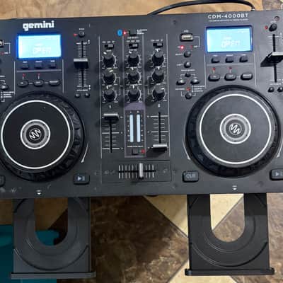 Gemini CDM-4000BT Dual Deck DJ Controller 2020 - Present - Black image 2