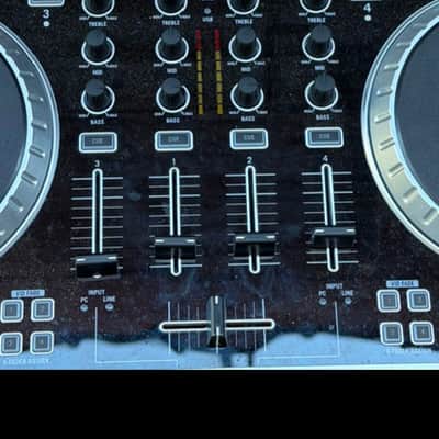 Numark N4 4-Deck DJ Controller & Mixer with Flight Case image 5