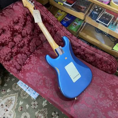 Fender Vintera Road Worn '60s Stratocaster  2021 - Lake Placid Blue image 9