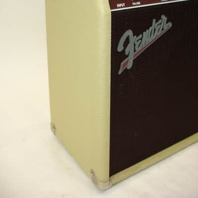 2011 Fender Super Sonic 22 Combo Guitar Amp, Blonde image 3